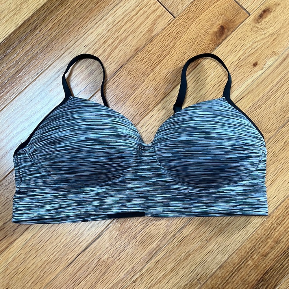 No Boundaries wireless bra *Free with clothing purchase if mentioned in message*